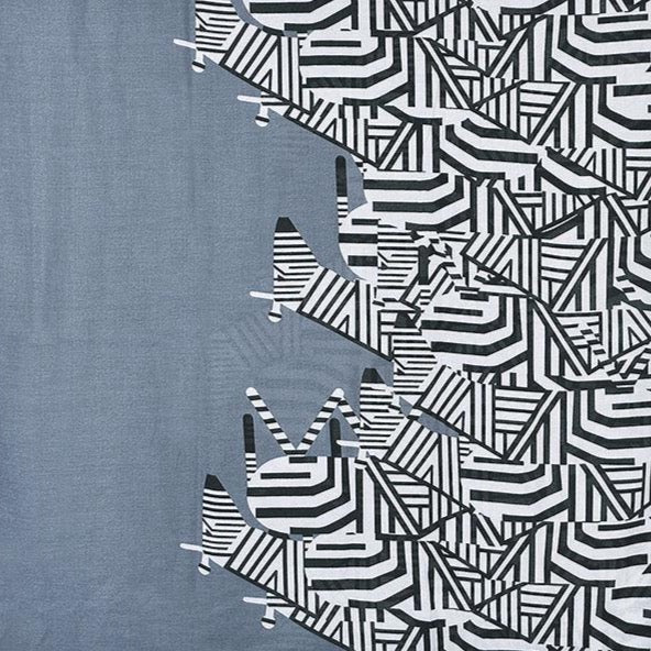 Full design of zebra scarf print