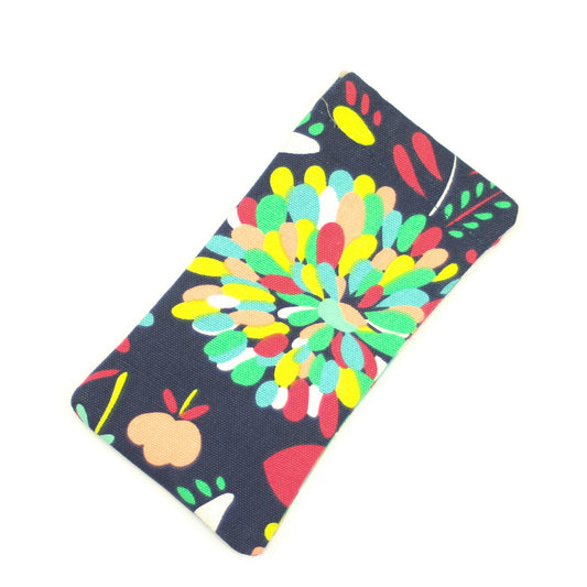 Retro dahlia print sunglasses spectacle case.